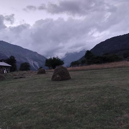 Tebdi Qor, Warm Home Mestia Exterior foto